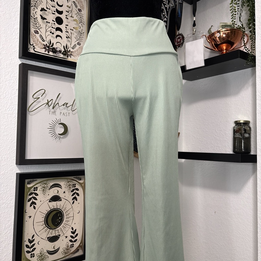 Mint Wide Leg Women's Pants